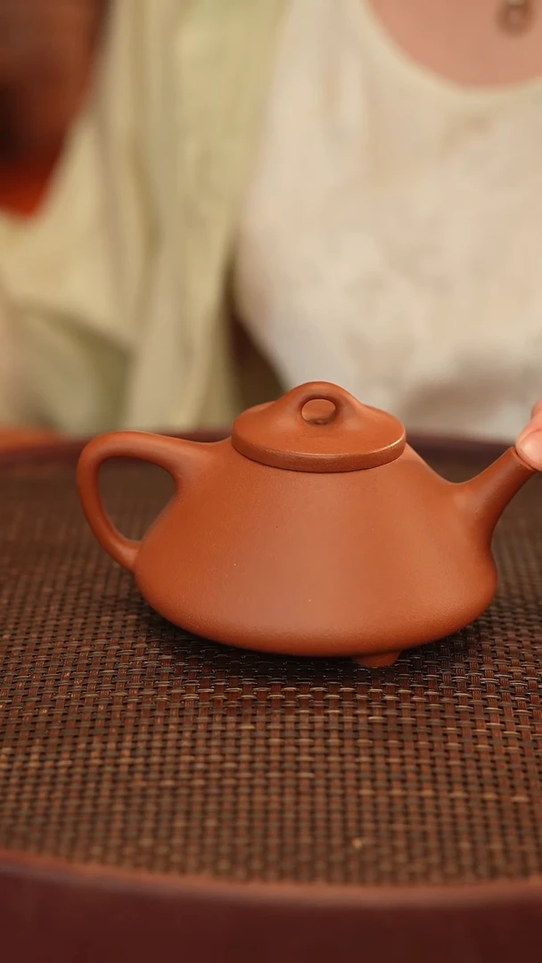 茶壶紫砂子冶石瓢 红清水 245cc