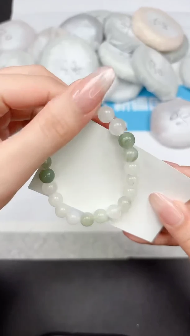 【闪购商品】石英质玉手镯未镶嵌cc