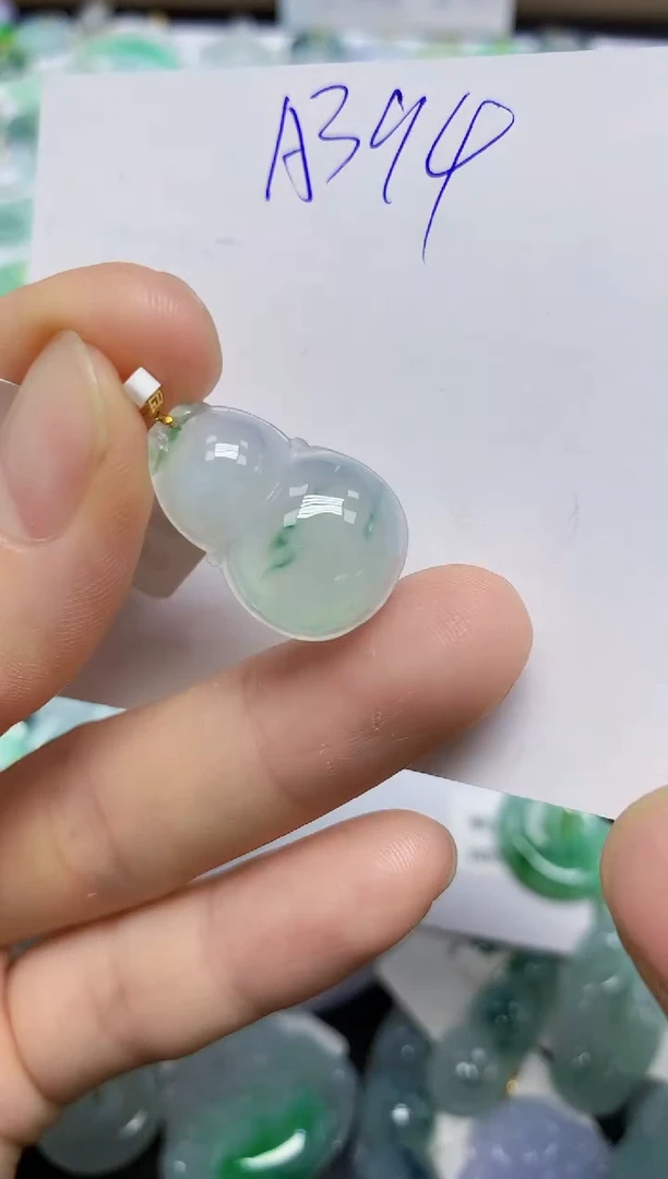 颈饰18K金镶嵌翡翠天然缅甸翡翠A货翡翠百元以上9元证书费自理