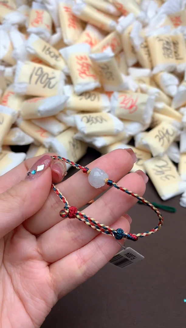 【闪购商品】翡翠手绳未镶嵌一