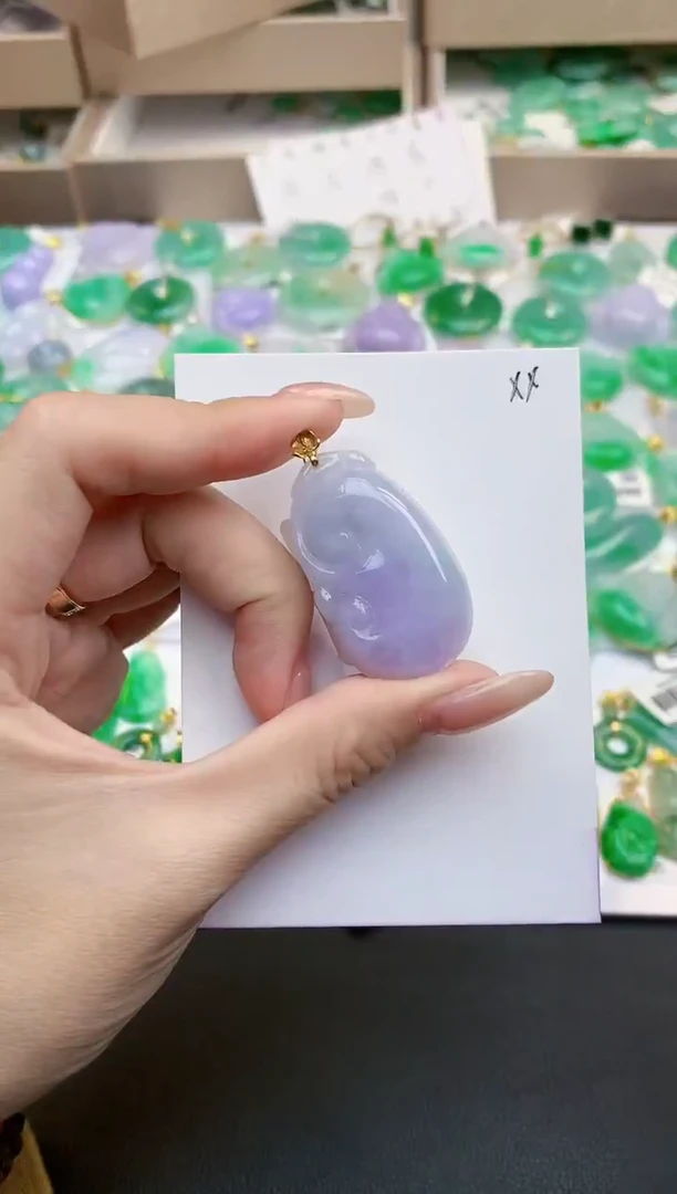 颈饰18K金镶嵌翡翠天然缅甸A货翡翠