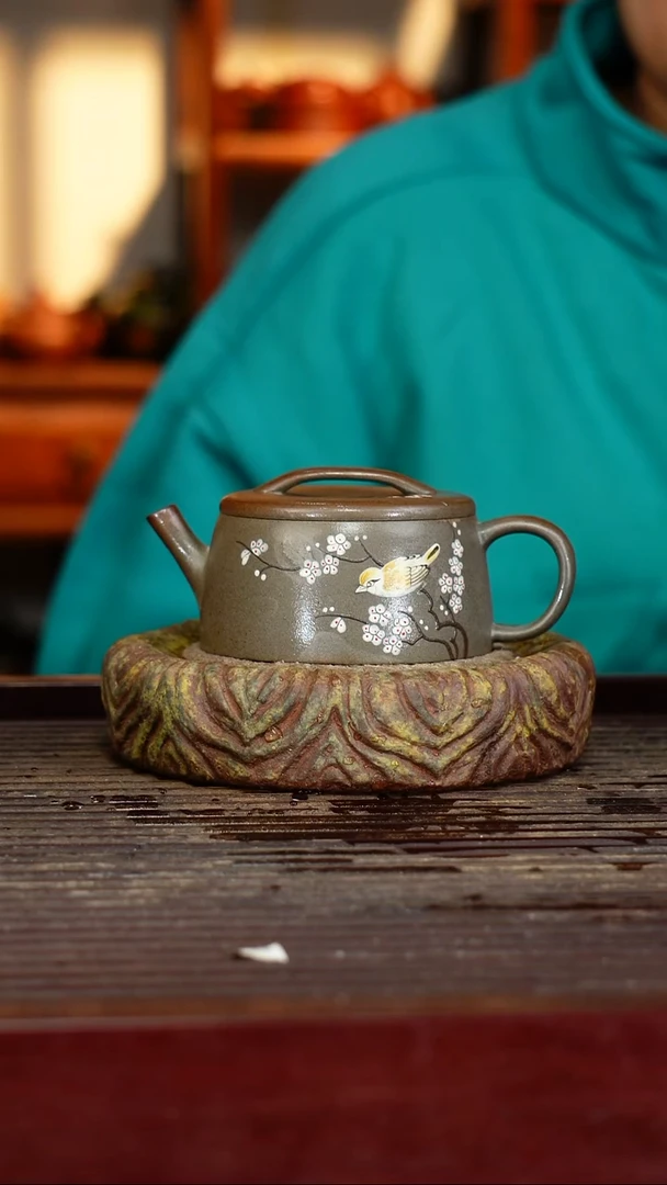 宜兴原矿紫砂壶茶壶宜兴原矿紫砂壶茶壶150C