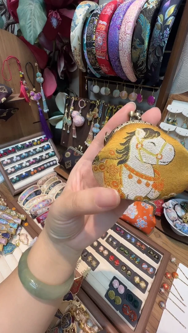 【孤品车12.10】三马小马迷你零钱包