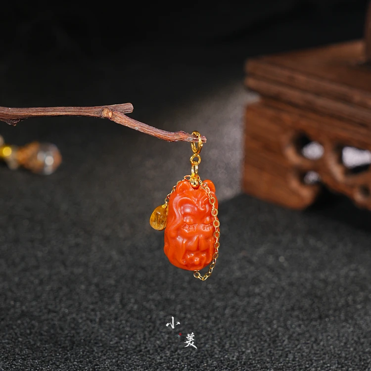 18K金南红流苏凤九吊坠 G80019