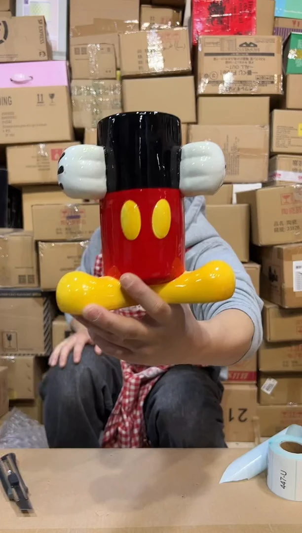 【闪购商品】杯米奇筷子筒微瑕发黄