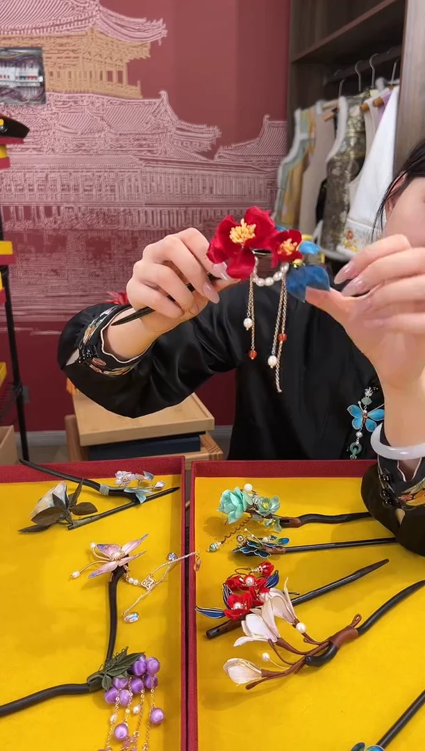 【闪购商品】刺绣非遗绒花（发饰）