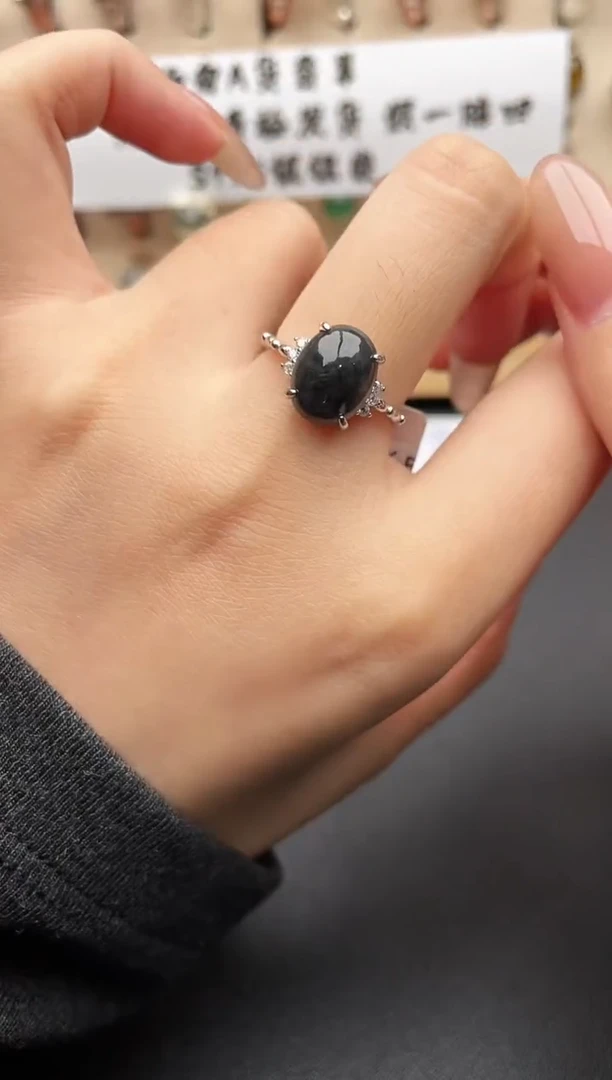 银S925镶嵌戒指翡翠一物一证一礼盒