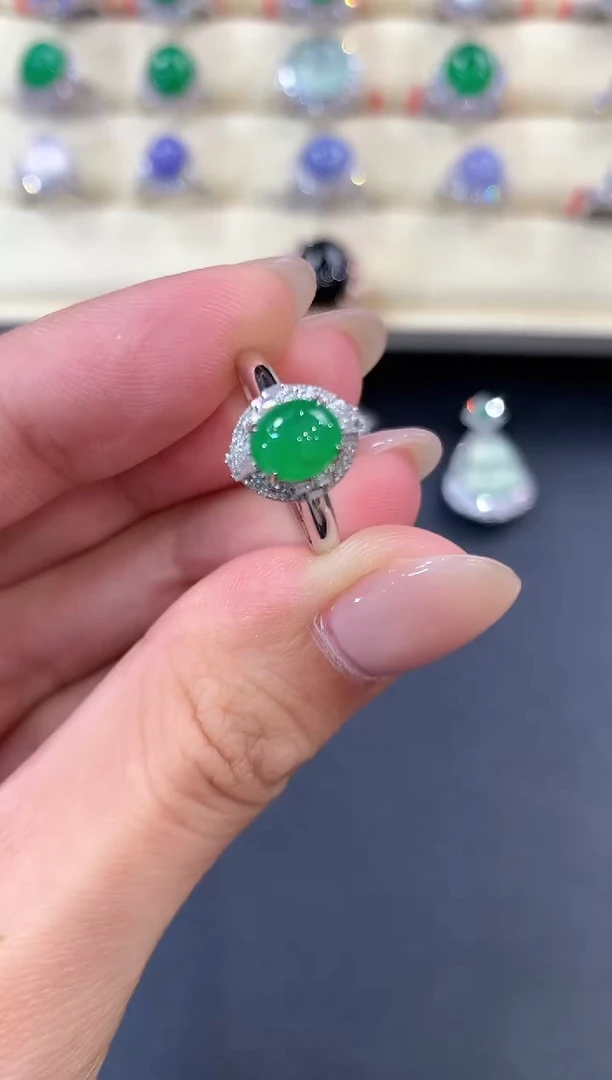 翡翠戒指18K金镶嵌a47