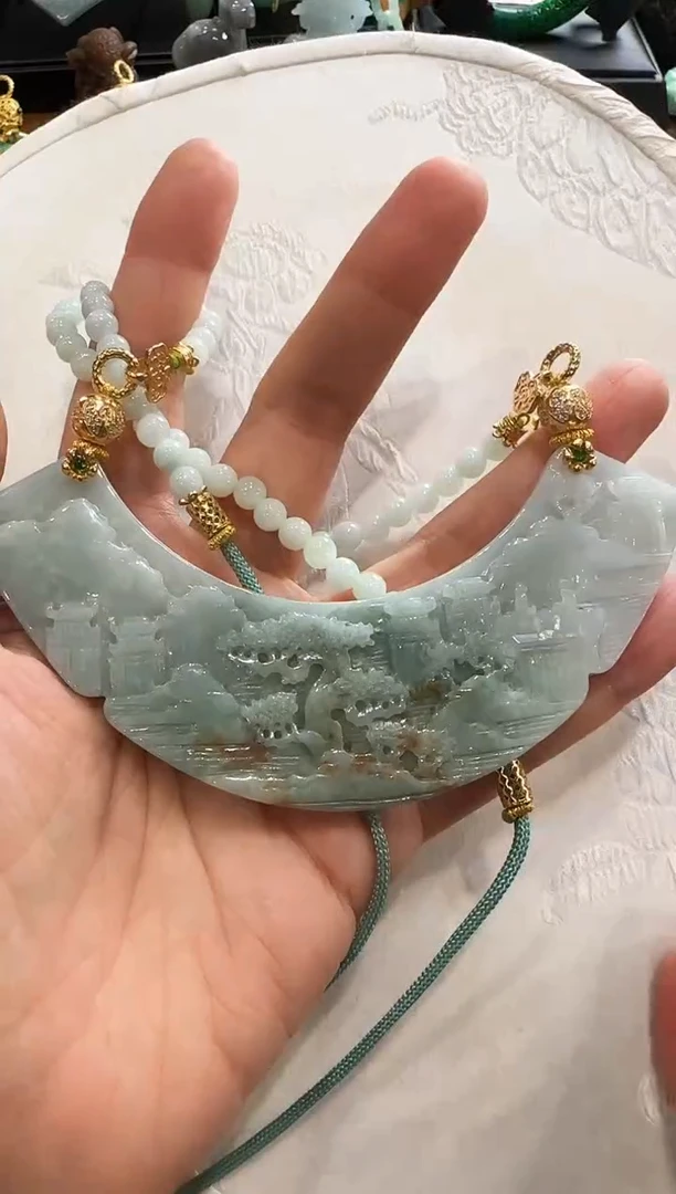 颈饰未镶嵌翡翠国风