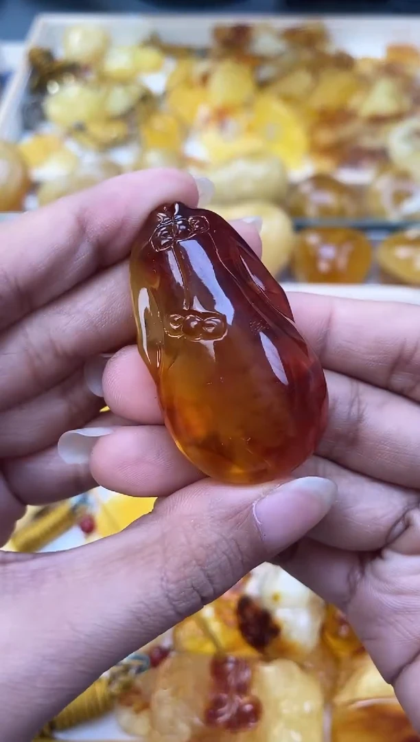 未镶嵌琥珀裸石天然琥珀蜜蜡
