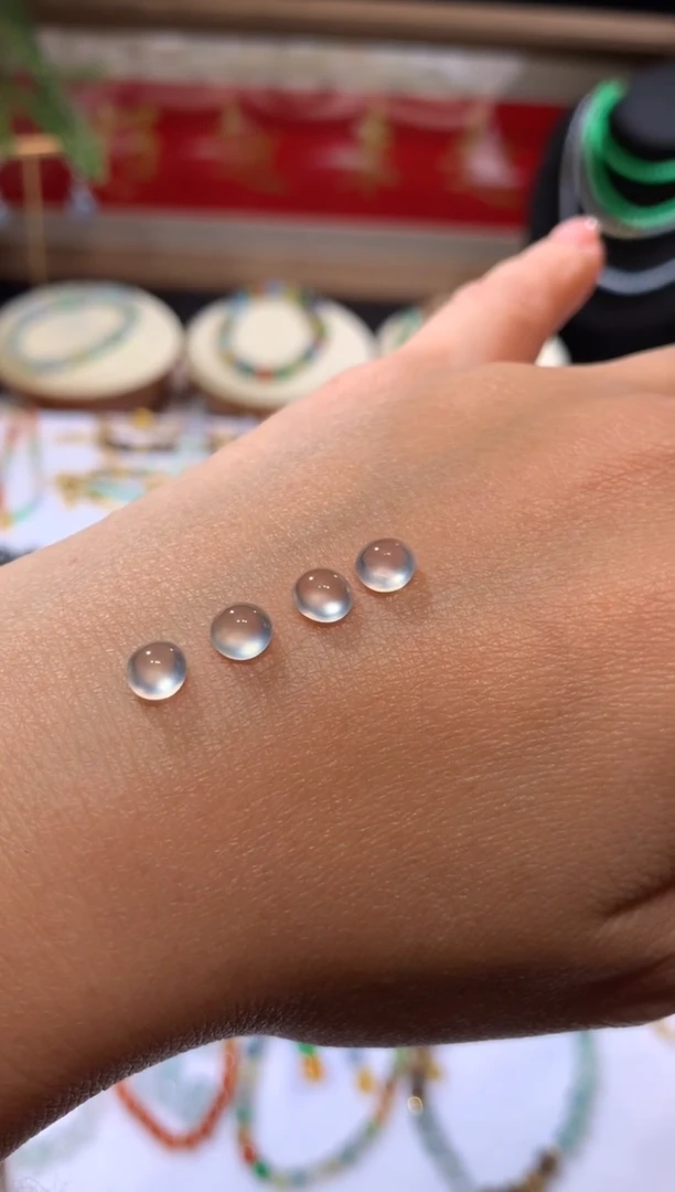 未镶嵌定制翡翠蛋面四颗