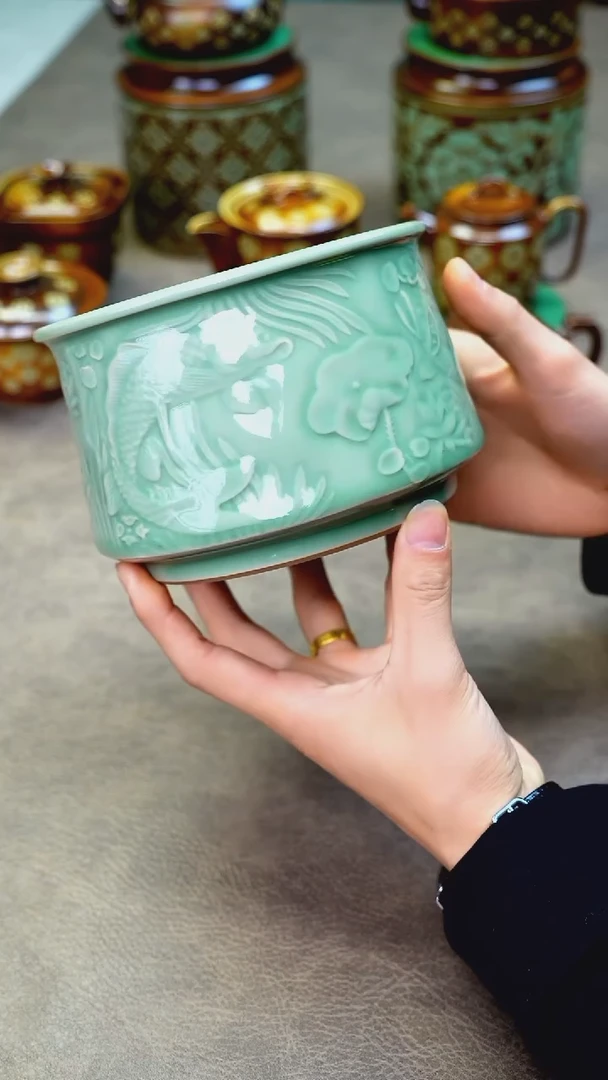 【闪购商品】粉青鱼藻纹渣斗包邮