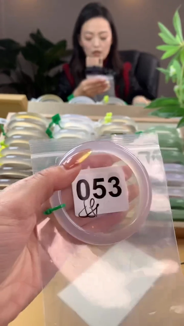 【闪购商品】玛瑙/玉髓手镯未镶嵌053