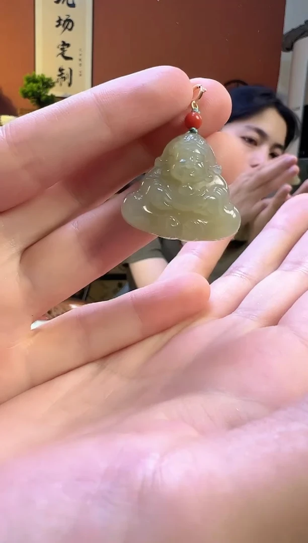 和田玉未镶嵌吊坠(不含链)和田玉