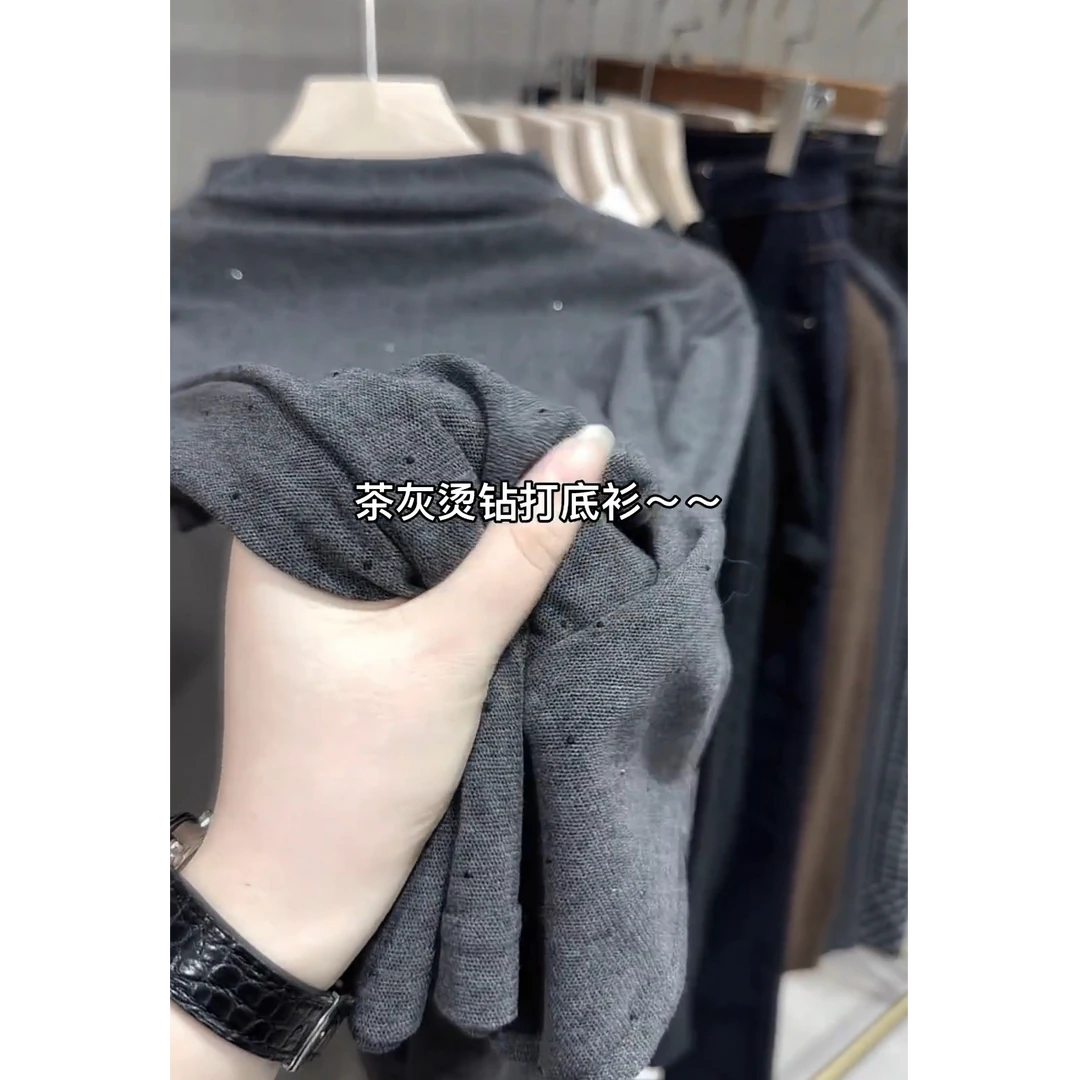 今年秋季流行时尚爆款穿搭2025新款韩版显瘦百搭打底烫钻长袖T恤