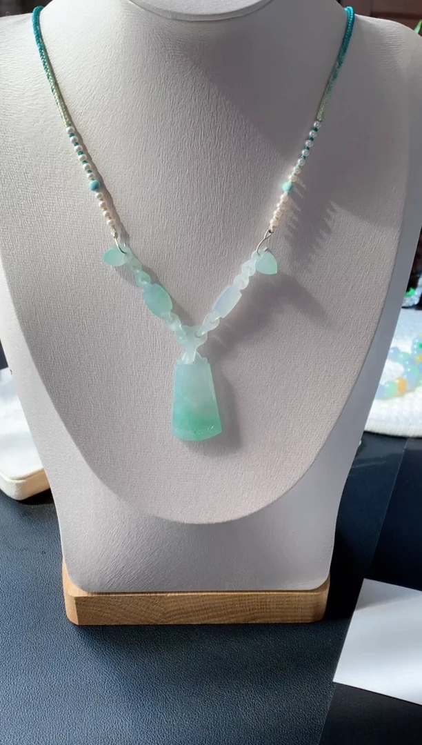 未镶嵌定制翡翠0970686777尺寸38.8*21.5*5.0