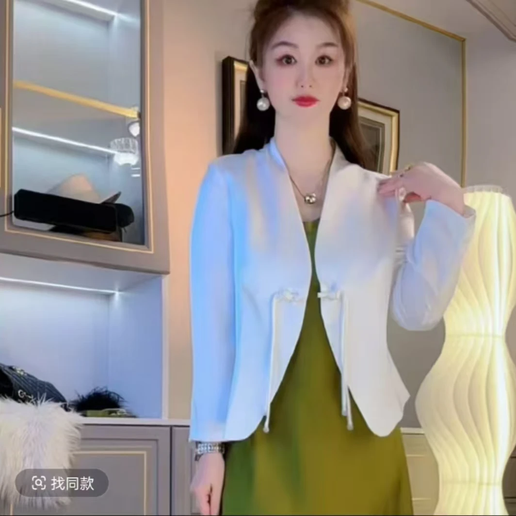 缎面轻奢盘扣西装女气质修身显瘦小西服