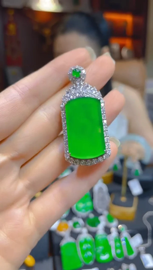 翡翠银S925镶嵌颈饰天然A货翡翠无事牌/119680