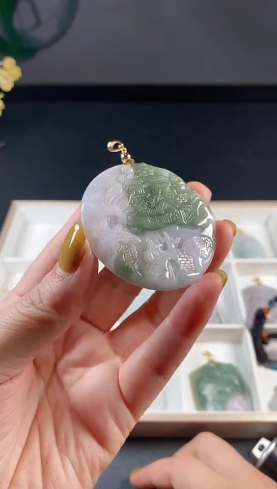 【闪购商品】翡翠颈饰未镶嵌0000000045