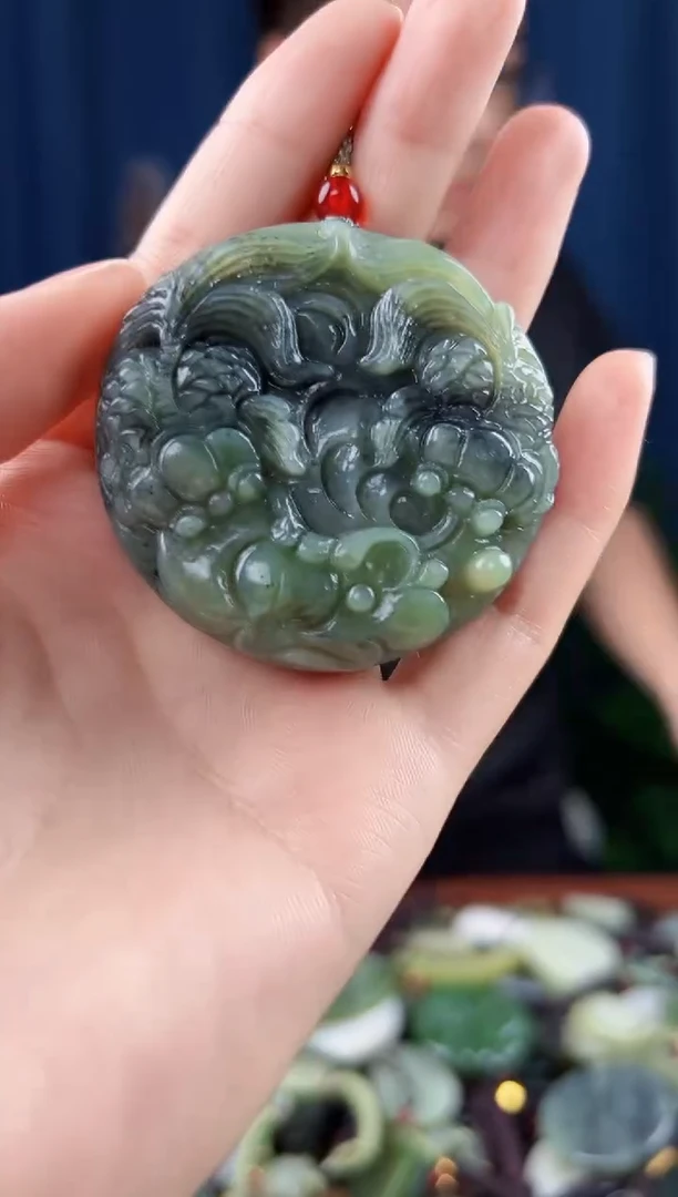 未镶嵌和田玉挂件拍一发一，