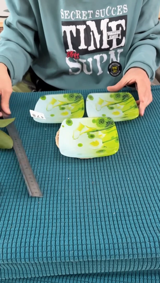 进口食品级钢化玻璃178微瑕3个13*13cm