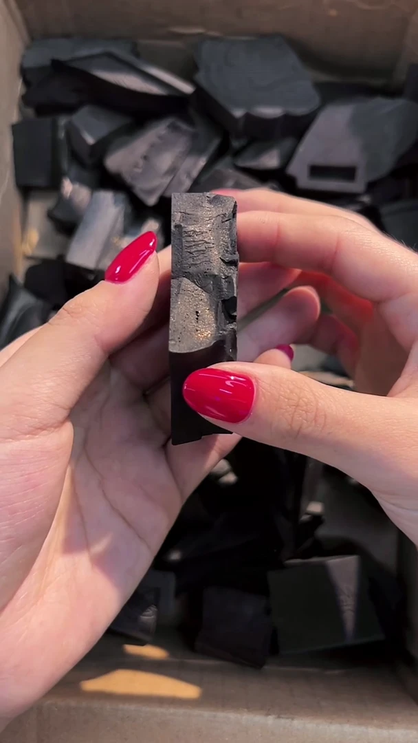 09徽墨一锭刚子和他的砚友们（特价残墨不指定）