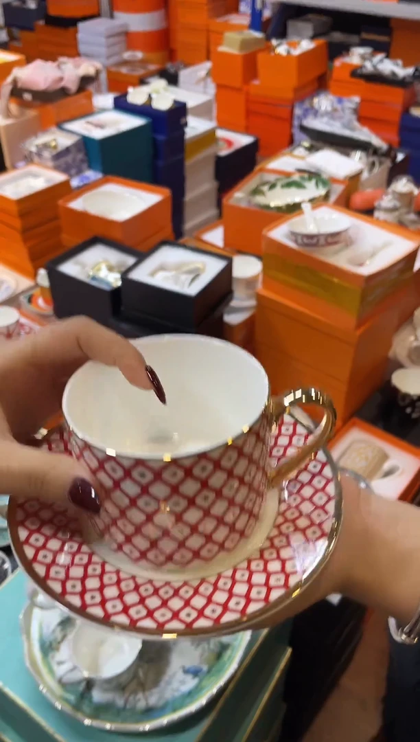 杯鸿辉家品牌瓷器，京东包邮！