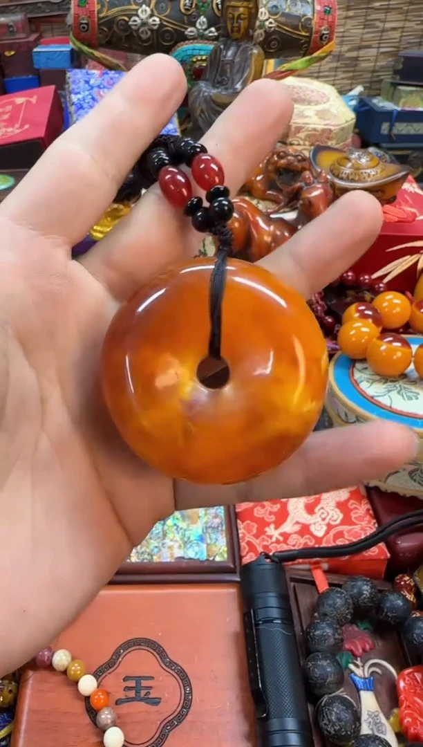 【闪购商品】蜜蜡裸石未镶嵌扎西当天订单当天直发如图所示