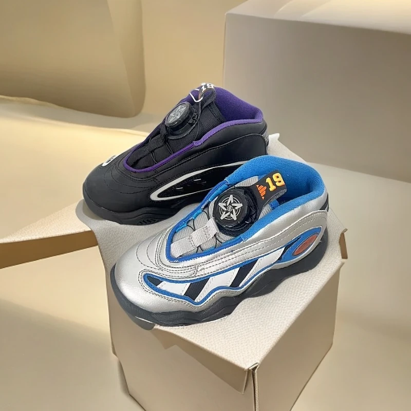 儿童童鞋新款防滑板鞋休闲风四季百搭鞋子运动鞋10