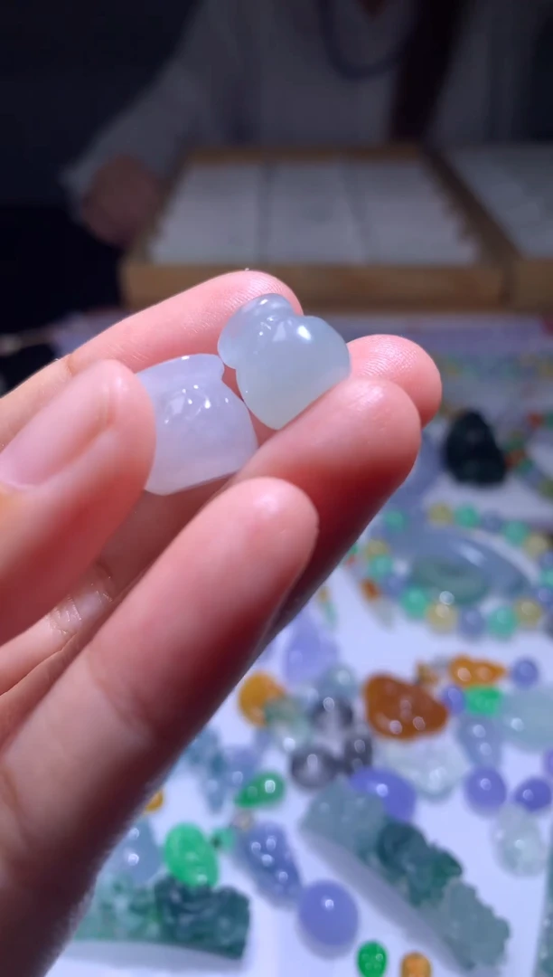 未镶嵌定制翡翠毛货