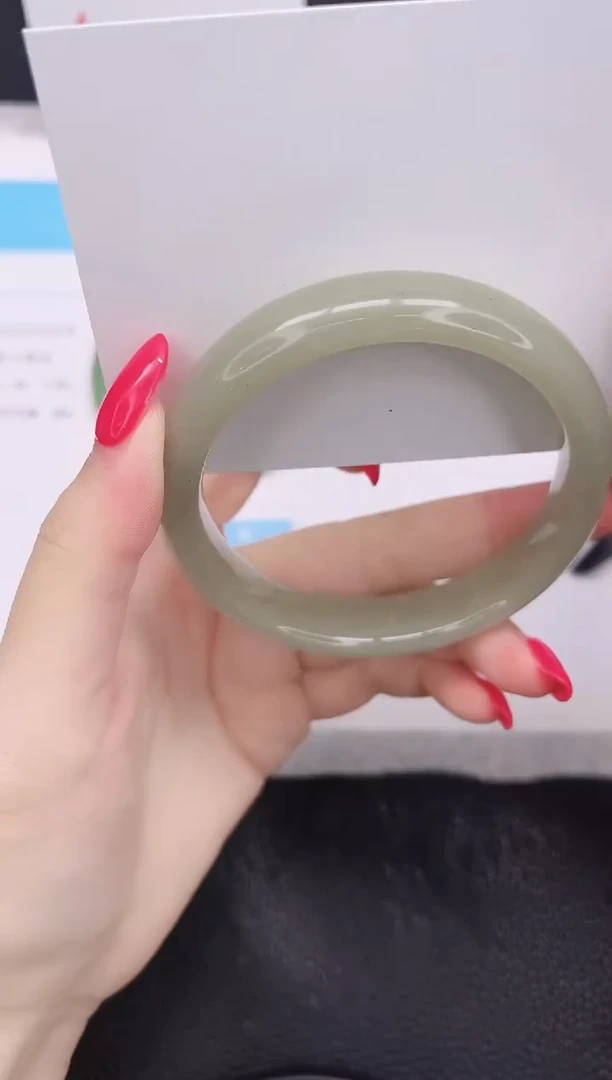 未镶嵌手镯石英质玉113-60.1