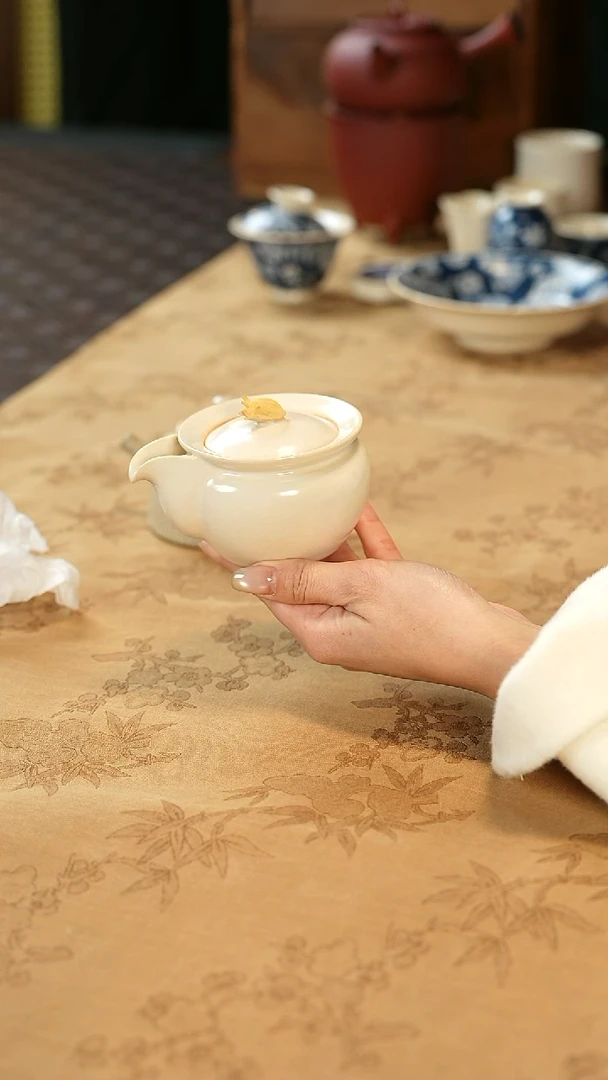 【闪购商品】茶盏霖松堂 草木灰釉 佛手宝瓶