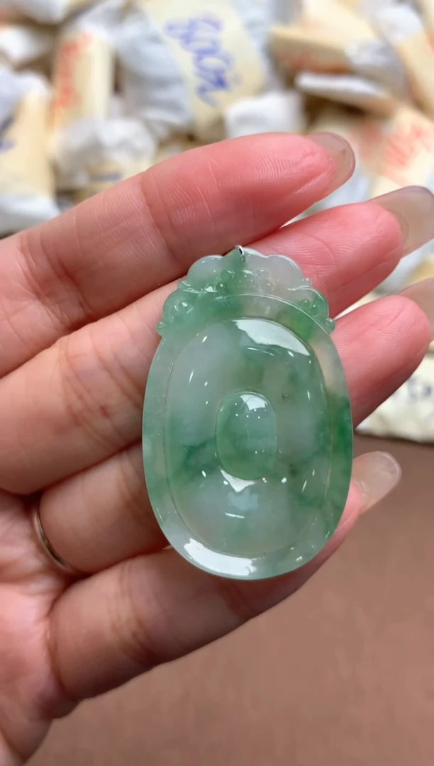 未镶嵌挂件翡翠一
