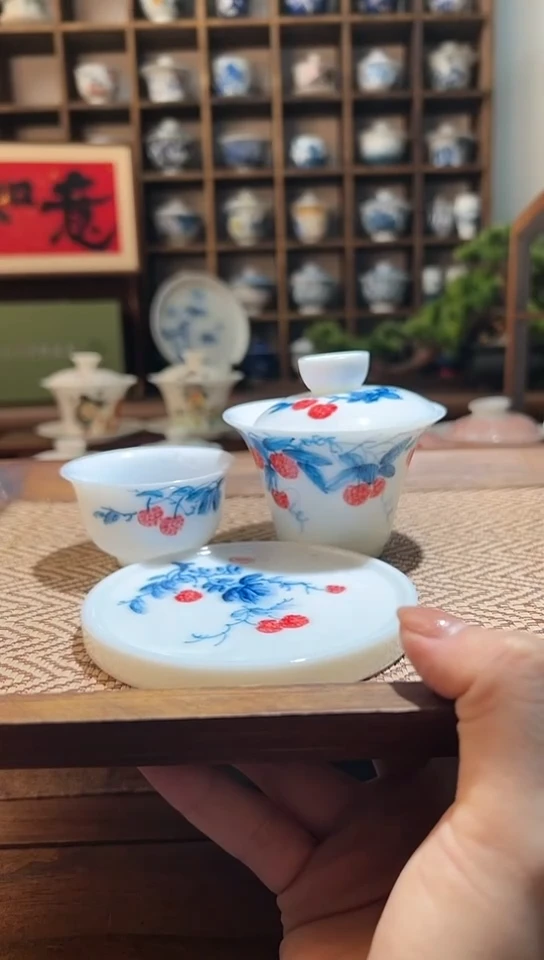 【闪购商品】手绘荔枝马蹄盖碗+送杯+送盖置