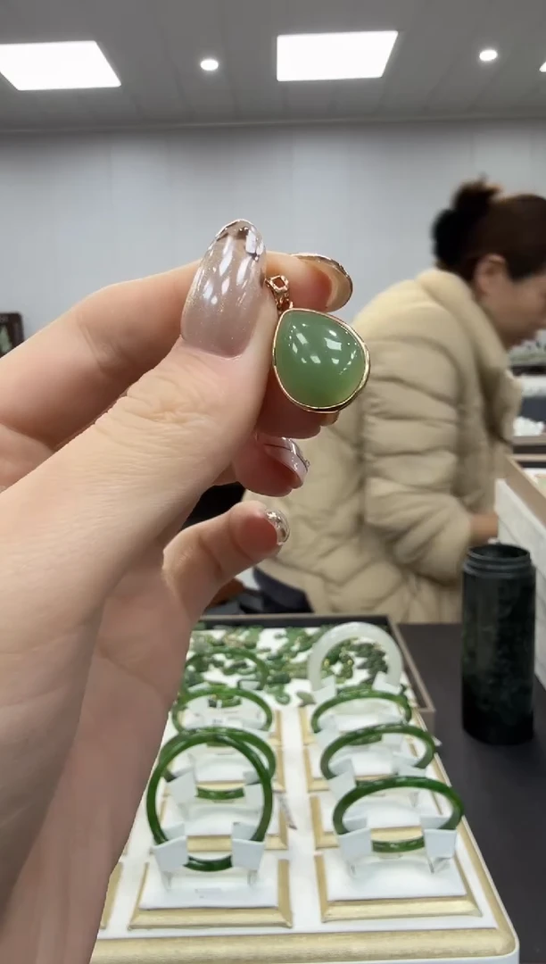 颈饰银S925镶嵌和田玉多样性发其一zj水滴