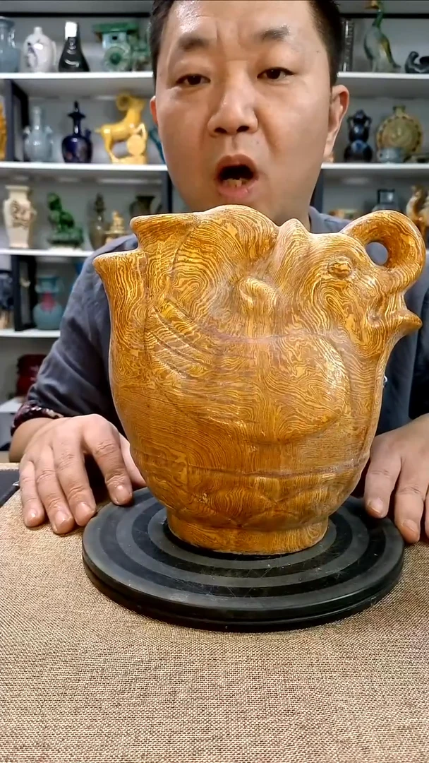 经典精美复古风格瓷器