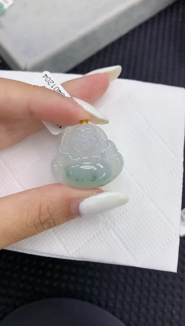 颈饰18K金镶嵌翡翠11111111111