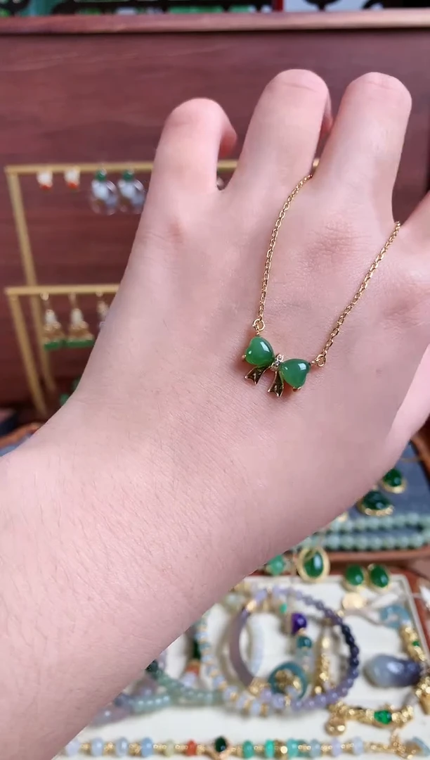 吊坠(赠链)银S925镶嵌和田玉1