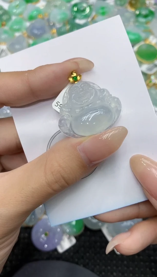 颈饰18K金镶嵌翡翠111111111111