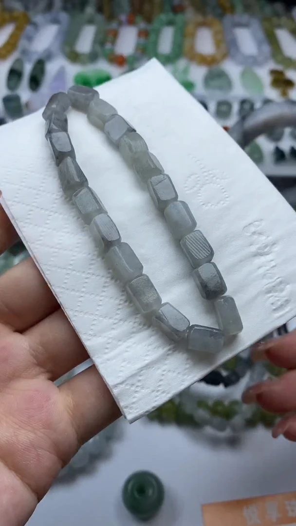 未镶嵌定制翡翠毛货定制不退不换