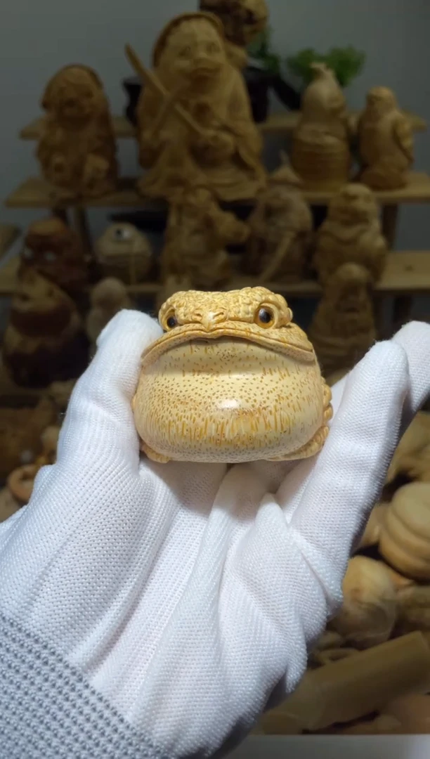 竹闲****玩鹰嘴根雕1111111