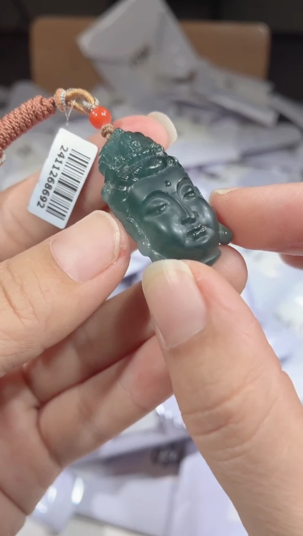 吊坠(不含链)未镶嵌翡翠观音首