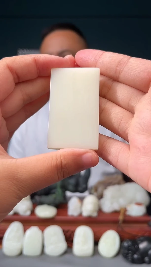 和田玉未镶嵌颈饰D****d吊坠