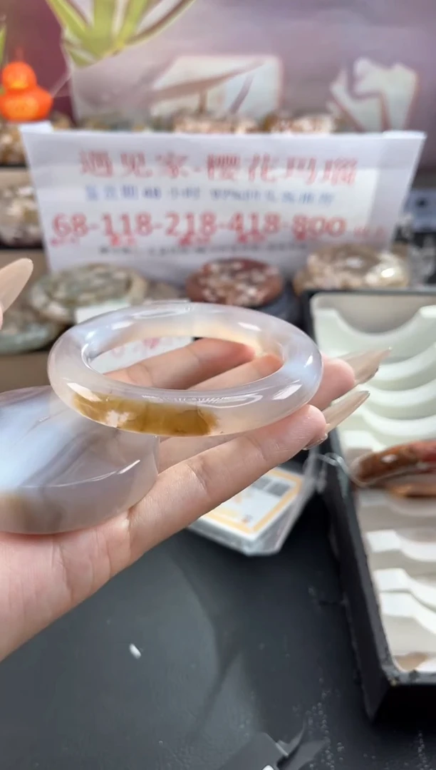 未镶嵌手镯石英质玉55