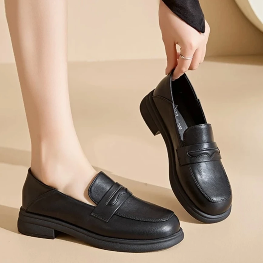 大东圆头厚底乐福鞋女2025秋季新款百搭中跟单鞋通勤气质鞋子0215