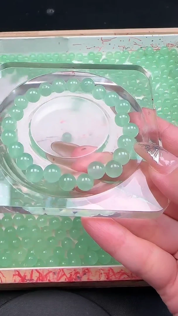 未镶嵌玛瑙/玉髓珠宝半成品苹果绿N122卡8MM 25颗