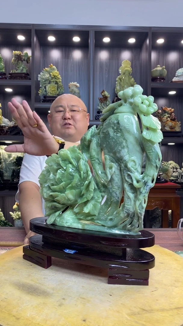 玉梁**食玉岫岩料手工雕刻装饰摆件居家送礼一物一图