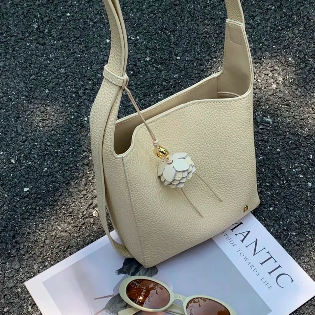 水桶包托特包暗黑风车缝线斜挎包女士夏季小众侘寂风百搭