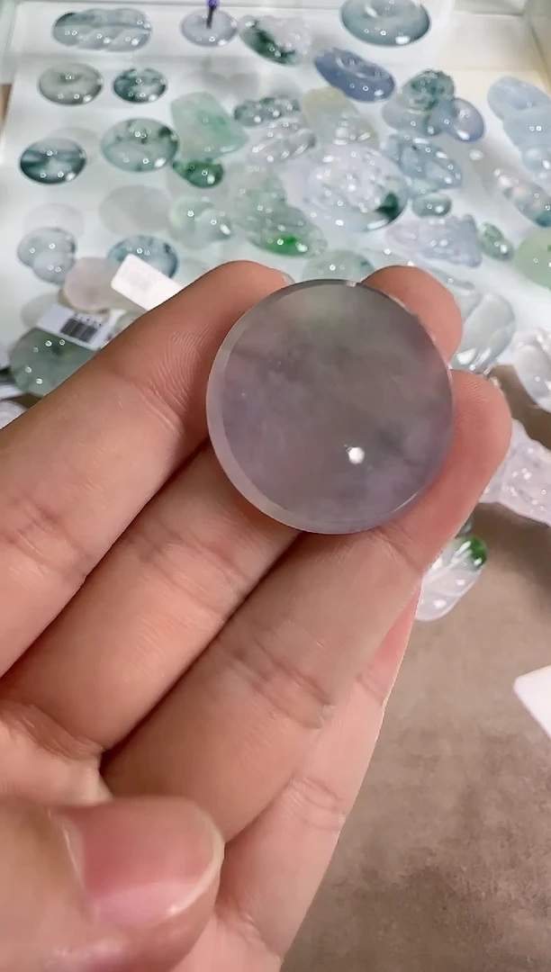 【闪购商品】翡翠吊坠(不含链)未镶嵌··