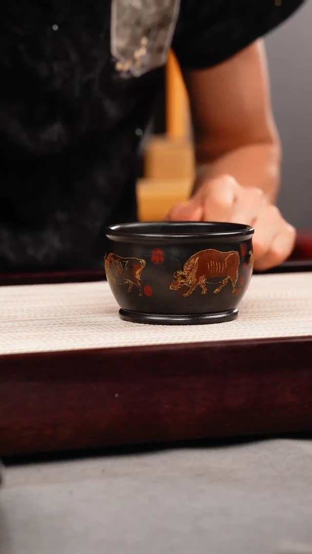茶杯紫砂原矿石黄 五牛杯